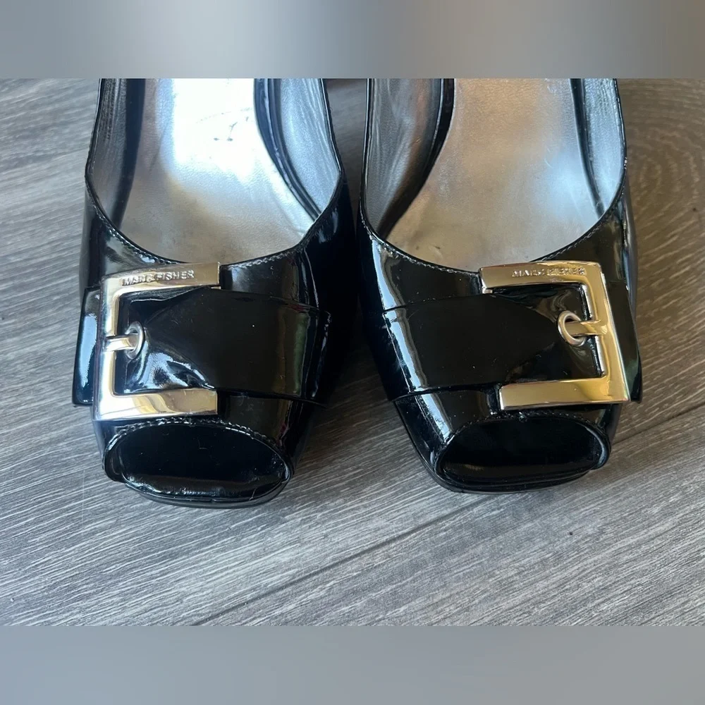 Marc fisher pilgrim buckle peep toe black patent slingback heel Size 7